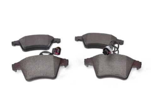 Volkswagen Touareg 2.5TDI 2003-2010 Bosch Ön Balata NETPAR23749 (BAC-BLK-BPD-BPE)