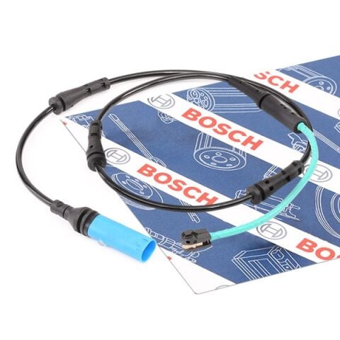 BMW 5 G30 530i xD 2.0 2017-2020 Bosch Arka Balata Fişi NETPAR3611