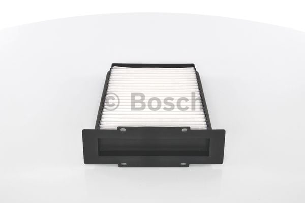 Land Rover Freelander 1 2.5V6 2001-2006 Bosch Polen Filtresi