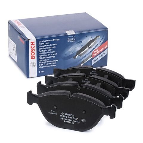 BMW X5 E70 48i xD 4.8 2008-2010 Bosch Ön Balata 24172 NETPAR4307